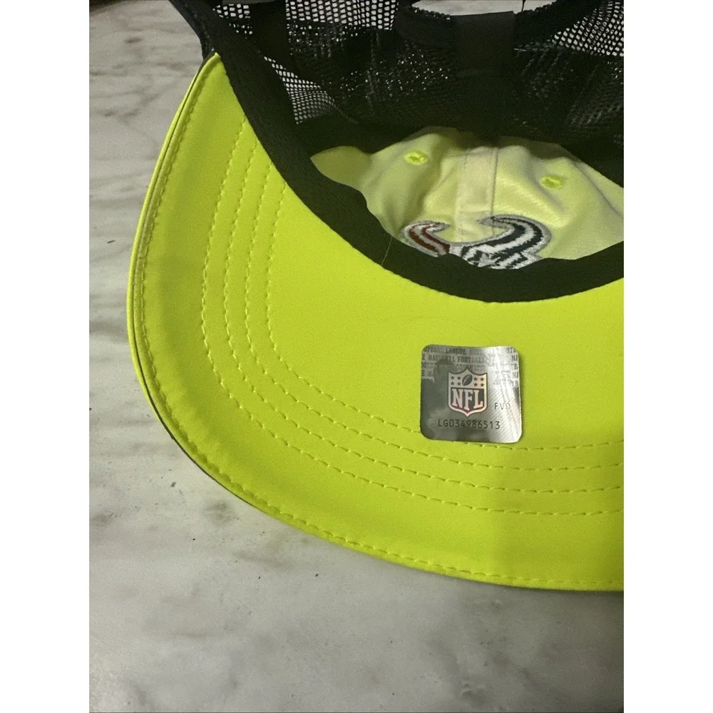 Buffalo Outdoors High Viz Houston Texans Work Hat, Brand New Never‎ Been Worn